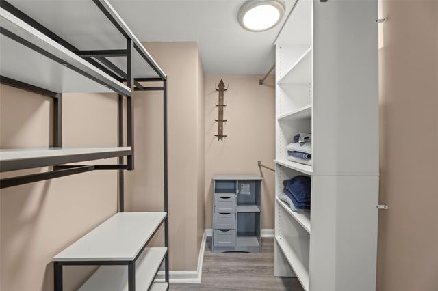 2750 Holly Hall Street 104, Houston, TX 77054