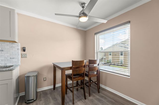 2750 Holly Hall Street 104, Houston, TX 77054