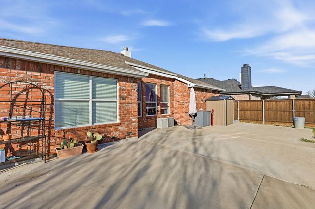 476 Willowlake Drive, Little Elm, TX 75068