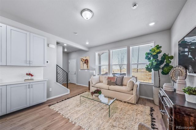 46537 Sunflower Lane, Bennett, CO 80102