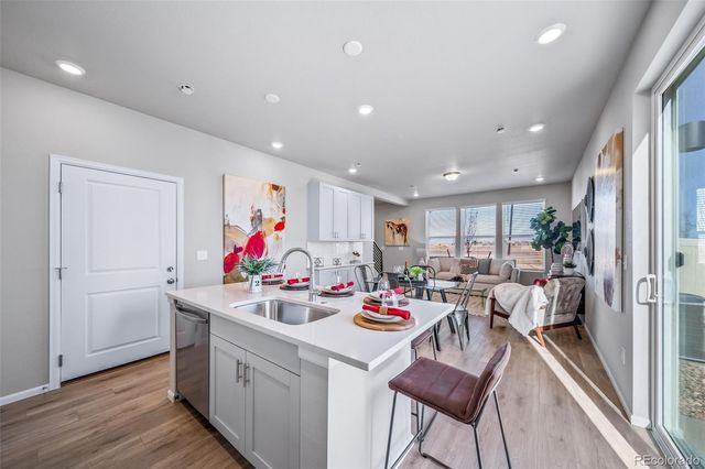 46537 Sunflower Lane, Bennett, CO 80102