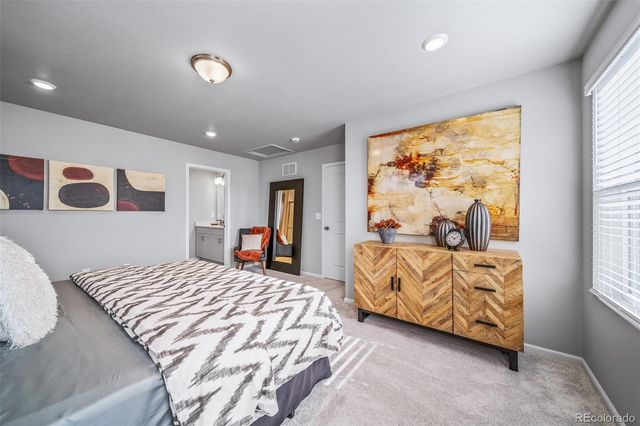 46537 Sunflower Lane, Bennett, CO 80102