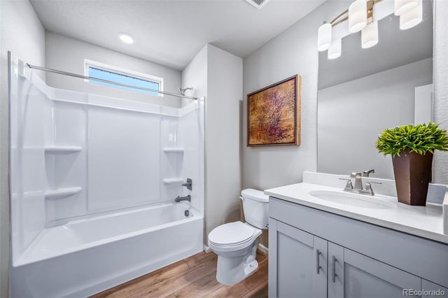 46537 Sunflower Lane, Bennett, CO 80102