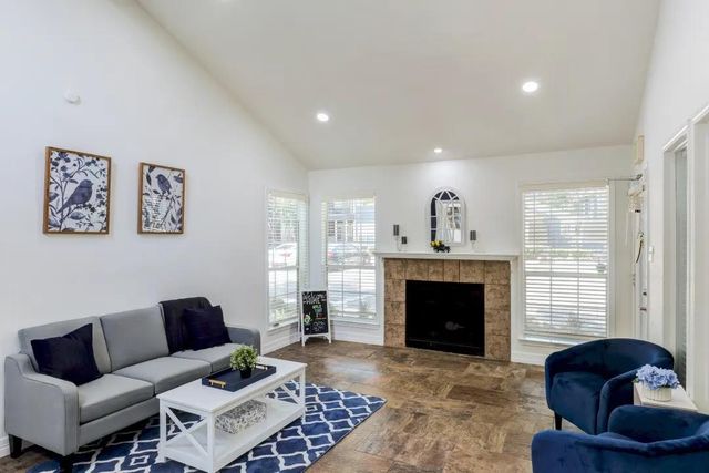 1100 Graham Drive 1811, Tomball, TX 77375