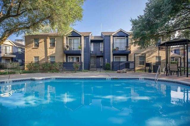 1100 Graham Drive 1811, Tomball, TX 77375