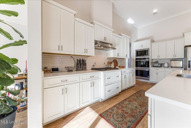 9555 College Road, Olive Branch, MS 38654