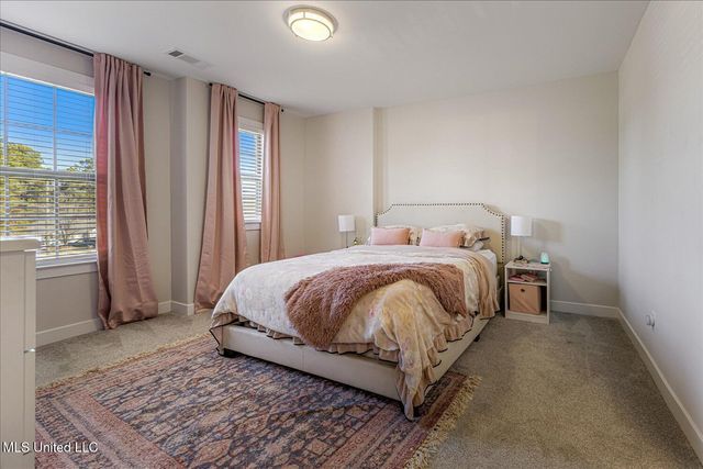 9555 College Road, Olive Branch, MS 38654