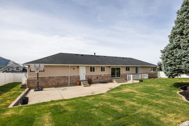 804 E 3300 N, North Ogden, UT 84414
