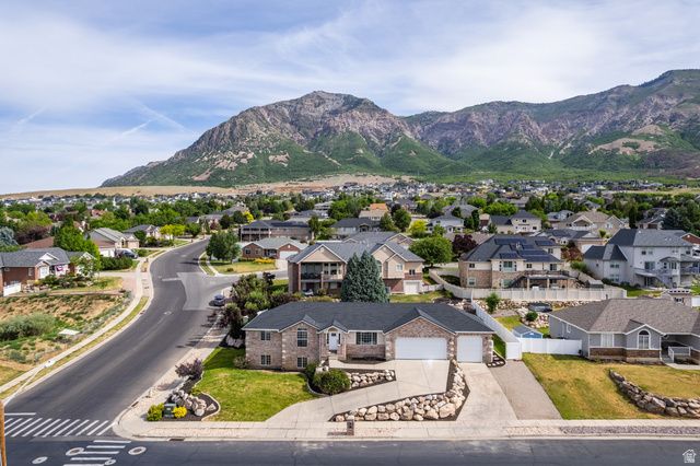 804 E 3300 N, North Ogden, UT 84414
