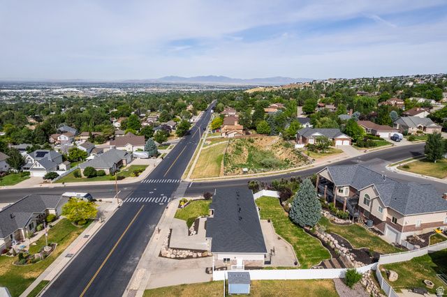804 E 3300 N, North Ogden, UT 84414