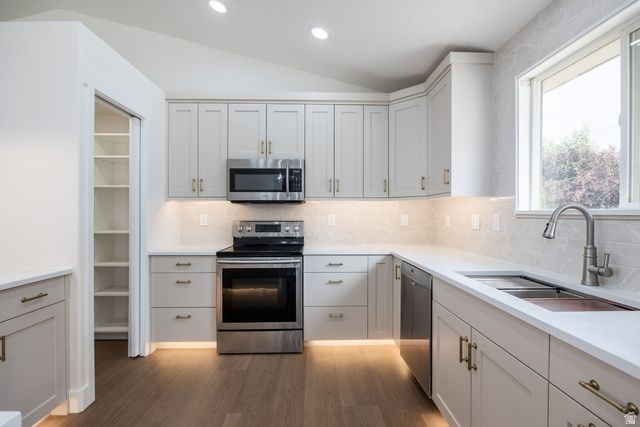 804 E 3300 N, North Ogden, UT 84414