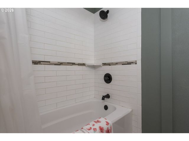 7809 Ne 149TH Ave, Vancouver, WA 98682