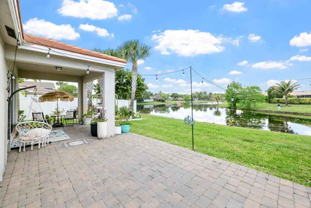 11971 Cypress Key Way, Royal Palm Beach, FL 33411