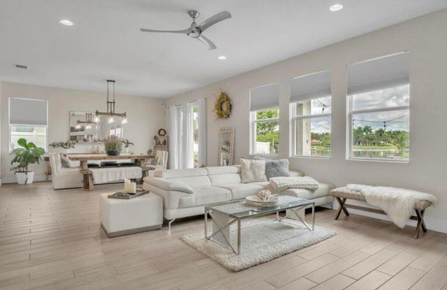 11971 Cypress Key Way, Royal Palm Beach, FL 33411