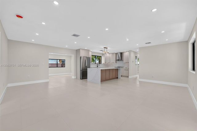 6514 SW 107th Pl, Miami, FL 33173