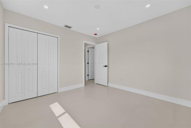 6514 SW 107th Pl, Miami, FL 33173