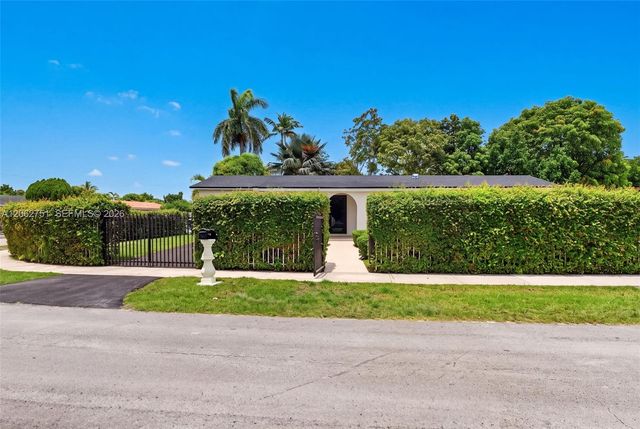 6514 SW 107th Pl, Miami, FL 33173