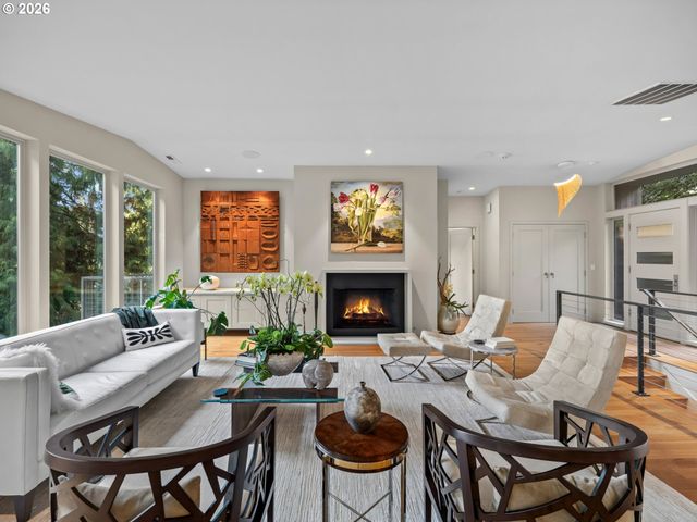 2707 SOUTHSHORE Blvd, Lake Oswego, OR 97034
