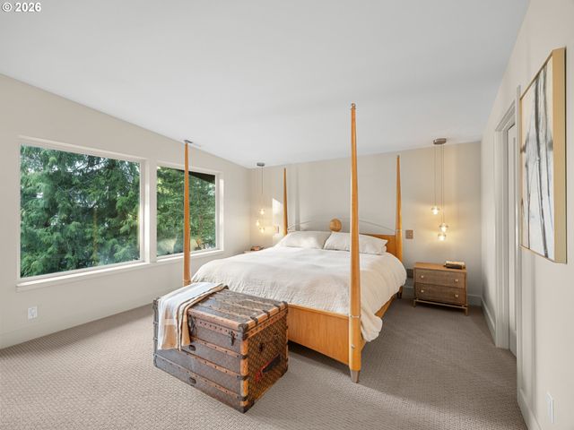 2707 SOUTHSHORE Blvd, Lake Oswego, OR 97034