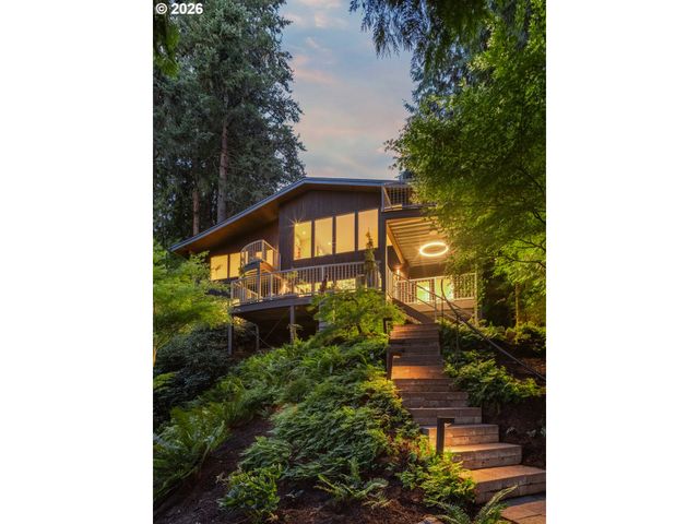 2707 SOUTHSHORE Blvd, Lake Oswego, OR 97034