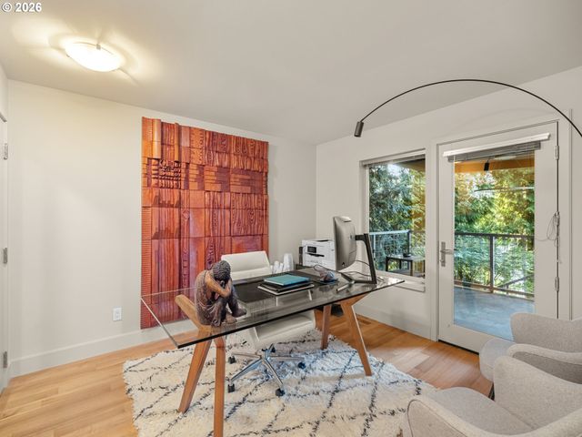 2707 SOUTHSHORE Blvd, Lake Oswego, OR 97034