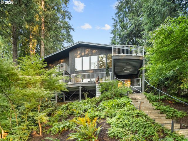 2707 SOUTHSHORE Blvd, Lake Oswego, OR 97034