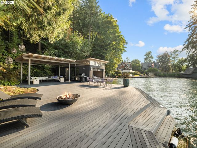 2707 SOUTHSHORE Blvd, Lake Oswego, OR 97034