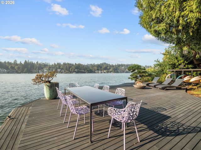 2707 SOUTHSHORE Blvd, Lake Oswego, OR 97034