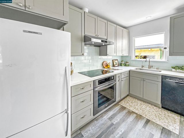 630 27Th St, Richmond, CA 94804