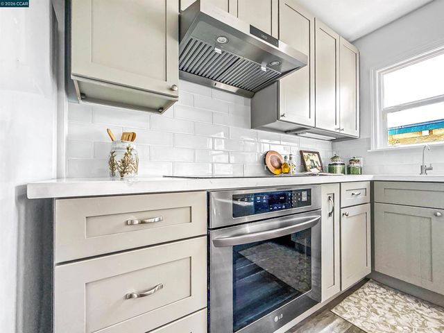 630 27Th St, Richmond, CA 94804