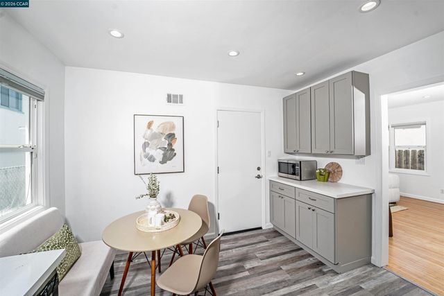 630 27Th St, Richmond, CA 94804