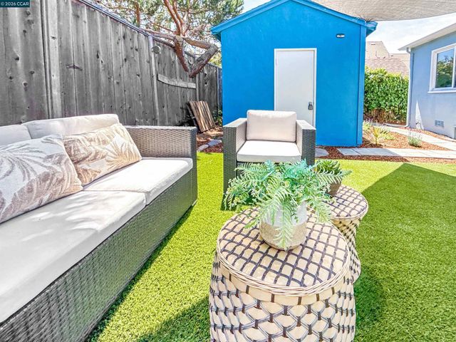 630 27Th St, Richmond, CA 94804