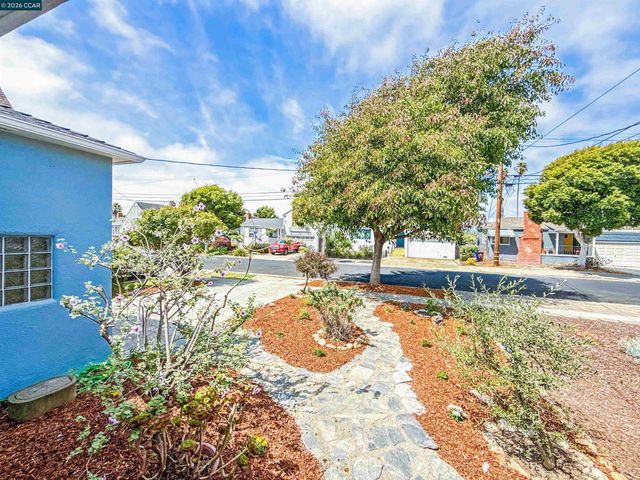 630 27Th St, Richmond, CA 94804