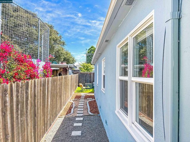 630 27Th St, Richmond, CA 94804