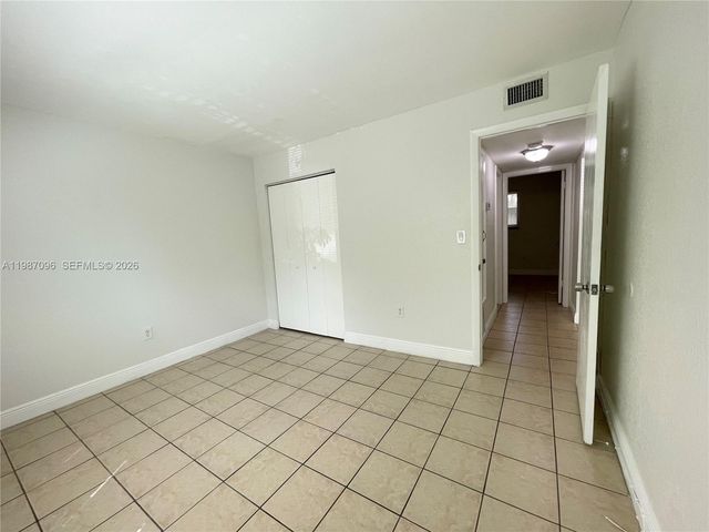 17255 SW 95th Ave 114, Palmetto Bay, FL 33157