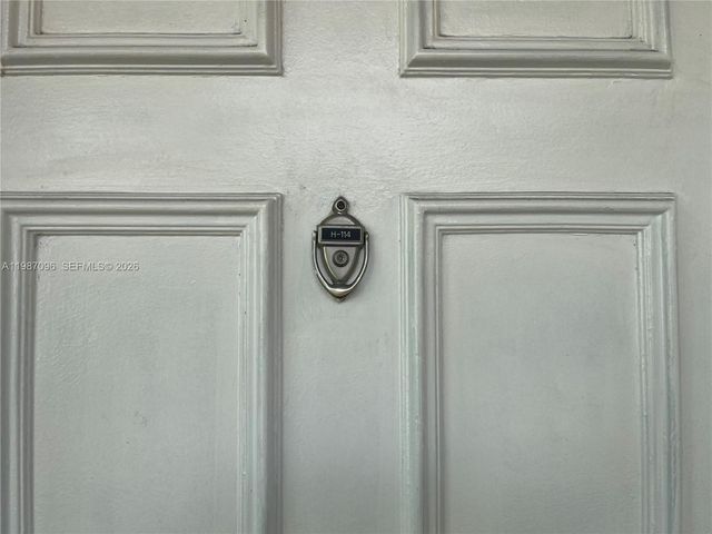 17255 SW 95th Ave 114, Palmetto Bay, FL 33157