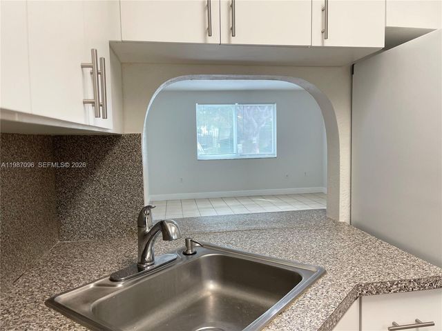 17255 SW 95th Ave 114, Palmetto Bay, FL 33157