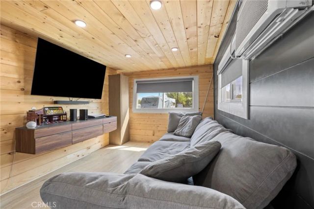 12149 Indiana Ave 18, Riverside, CA 92503