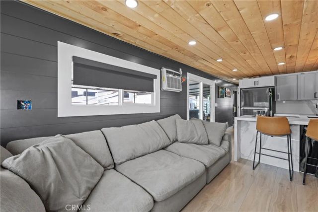 12149 Indiana Ave 18, Riverside, CA 92503