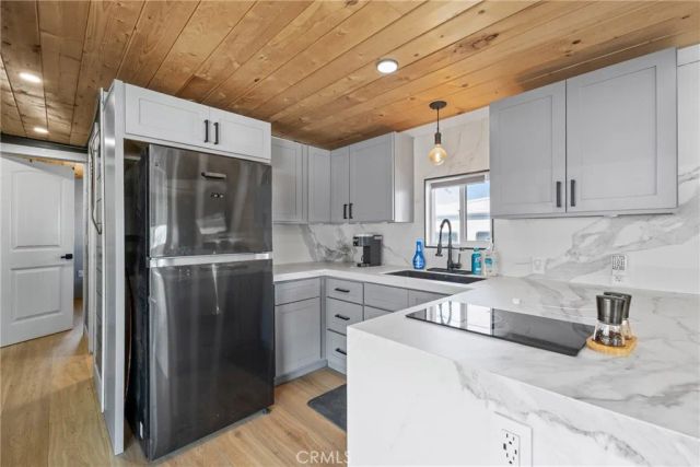 12149 Indiana Ave 18, Riverside, CA 92503