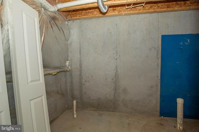 858 MARQUETTE DR, Martinsburg, WV 25401