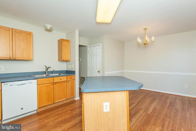 858 MARQUETTE DR, Martinsburg, WV 25401