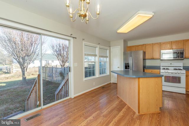 858 MARQUETTE DR, Martinsburg, WV 25401