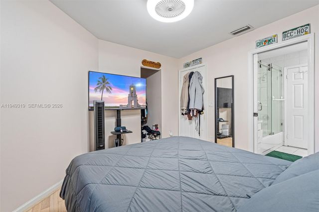 10941 W Broward Blvd, Plantation, FL 33324