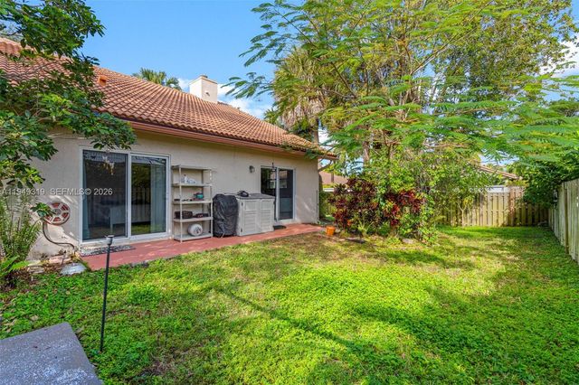 10941 W Broward Blvd, Plantation, FL 33324