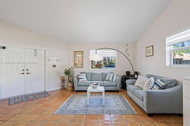 10941 W Broward Blvd, Plantation, FL 33324