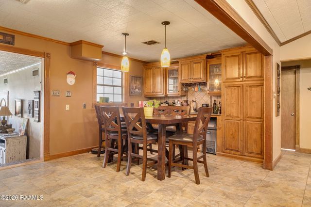 2300 Claude Leblanc Road, New Iberia, LA 70560