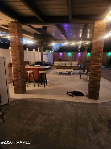 2300 Claude Leblanc Road, New Iberia, LA 70560