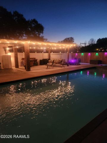 2300 Claude Leblanc Road, New Iberia, LA 70560