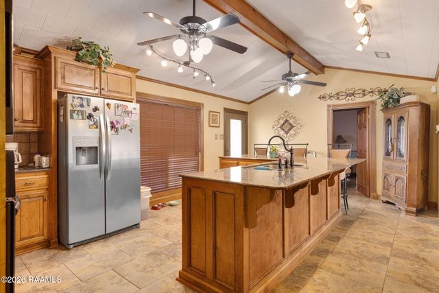 2300 Claude Leblanc Road, New Iberia, LA 70560